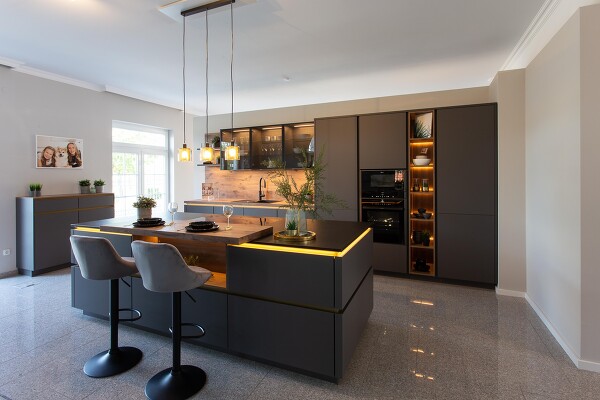 Modern, stylisch, voll im Trend - grifflos